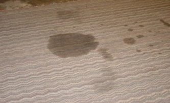 cleaning grease stains